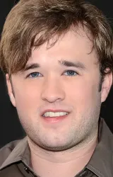 Хейли Джоэл Осмент