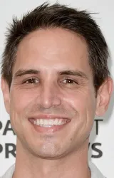 Грег Берланти